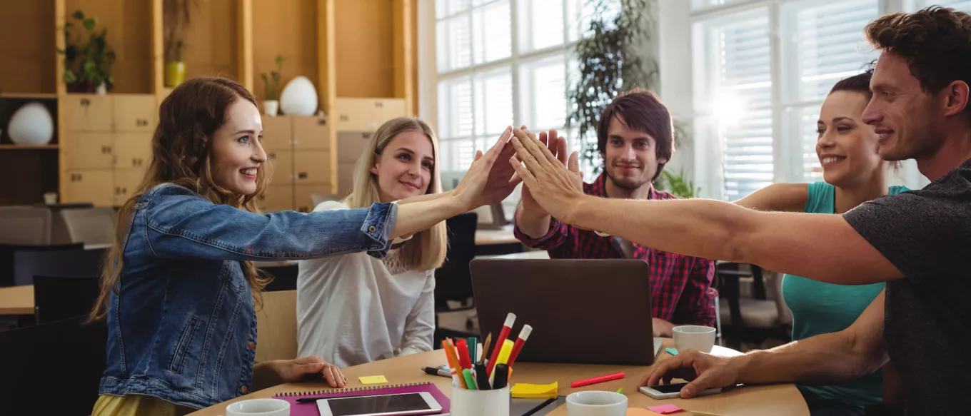 como mantener a un equipo de trabajando unido  