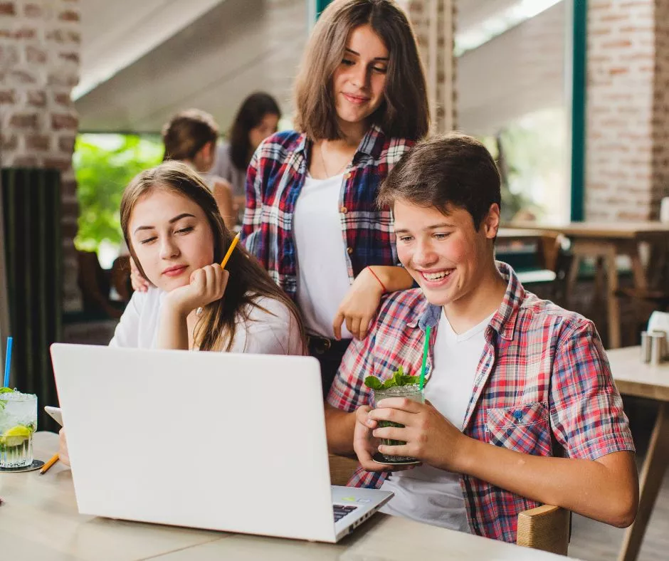 ¿Cómo motivar al talento joven?
