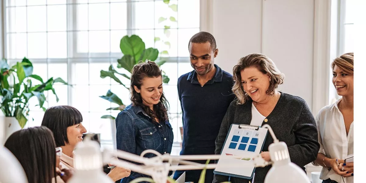 planificacion de navidad en la oficina