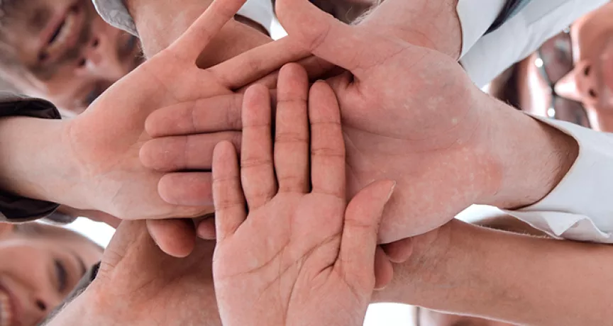 Cabecera_Pluxee_Conectando Contigo y Tu Organización