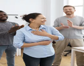 gente-tiro-medio-celebrando.jpg